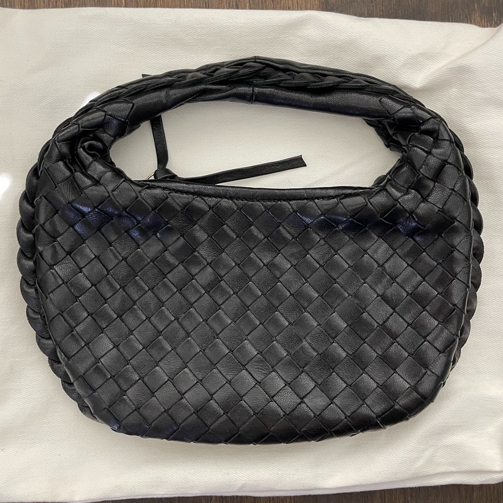 💯 Authentic Black Bottega Veneta Intrecciato Mini Hobo 😍